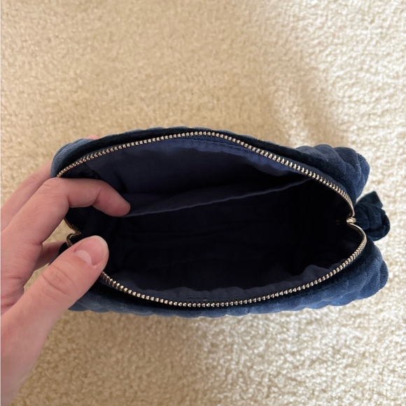 Sézane Women’s Cotton Makeup Bag. - Picture 5 of 9